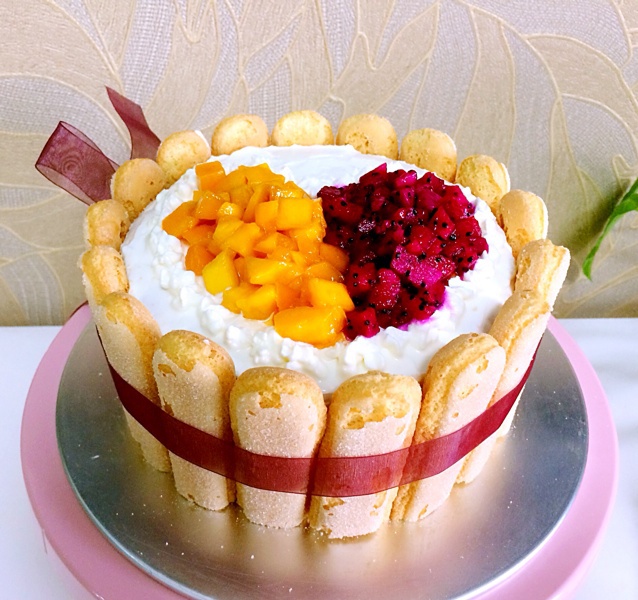 生日蛋糕教程【威化饼干围边】