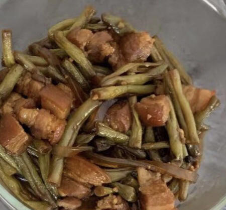 百吃不厌的东北豆角炖肉