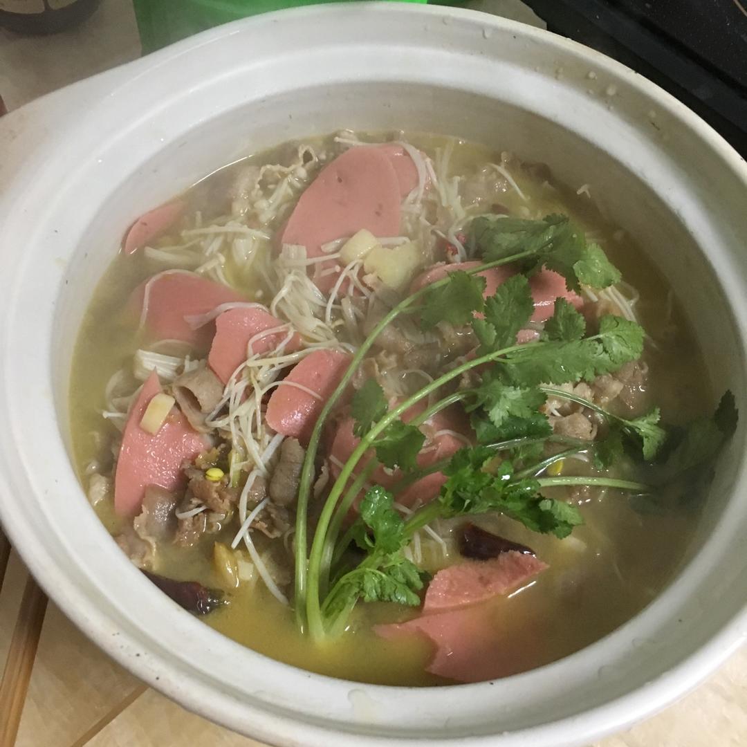 金针酸汤肥牛