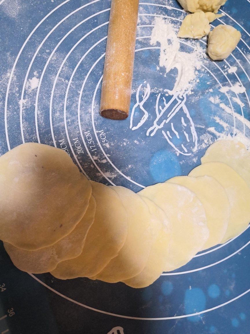 【免揉】皮薄筋道冻后不破的饺子皮