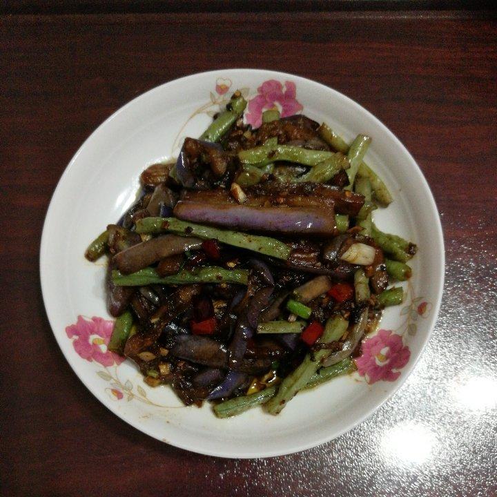 豆角烧茄子