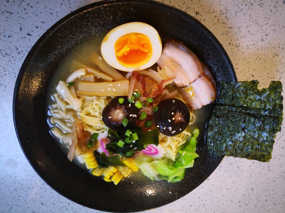 又快又好吃！15分钟日式味增拉面