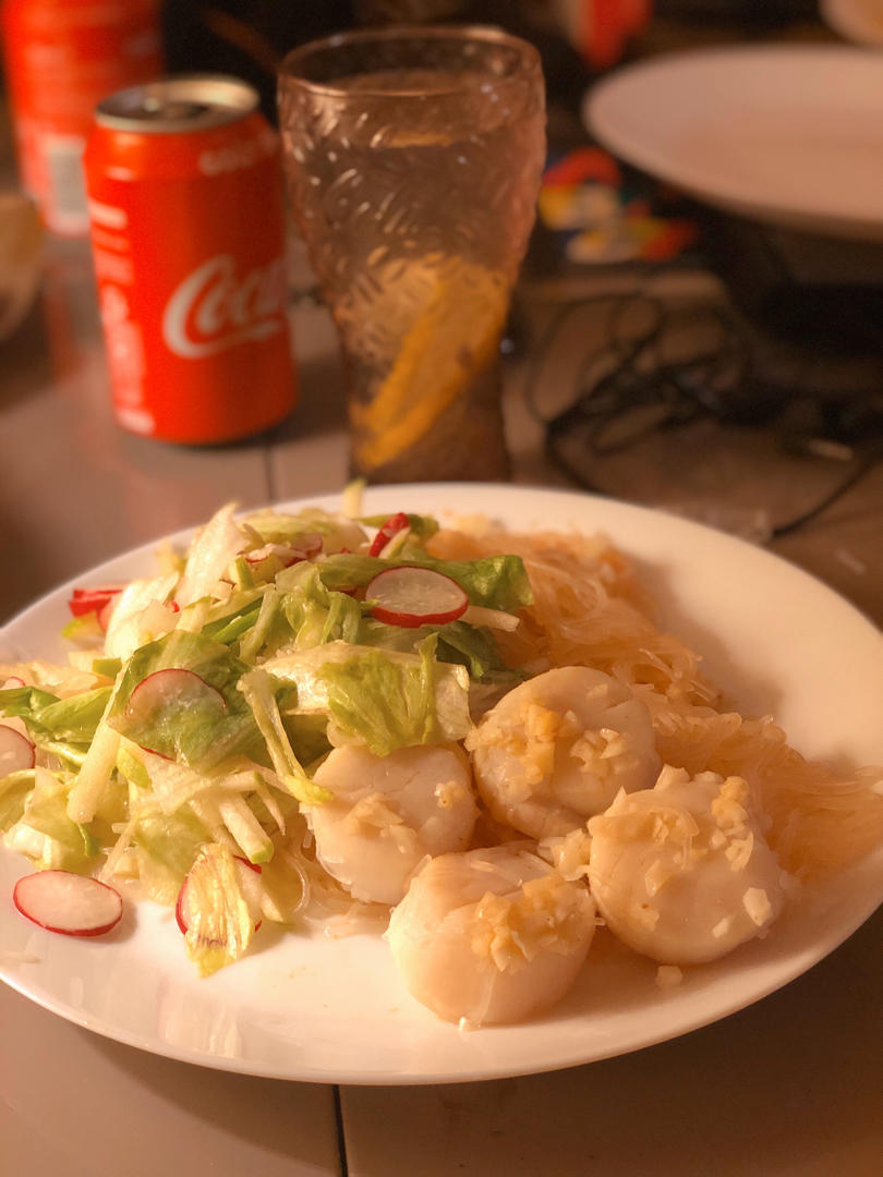 蒜蓉粉丝蒸扇贝粉丝入味有诀窍