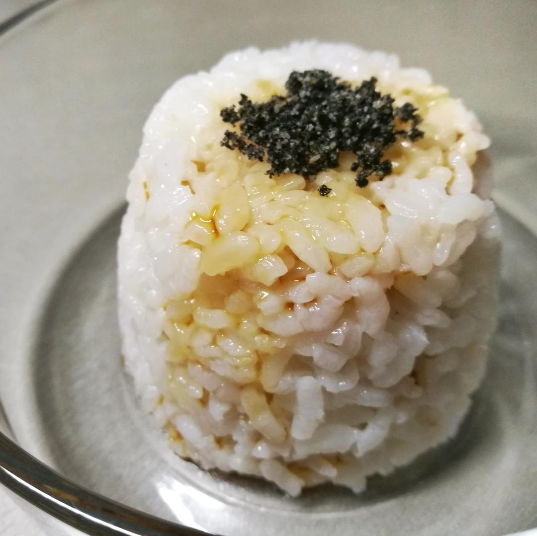 cyhhhhhhhh做的文艺酱油拌饭