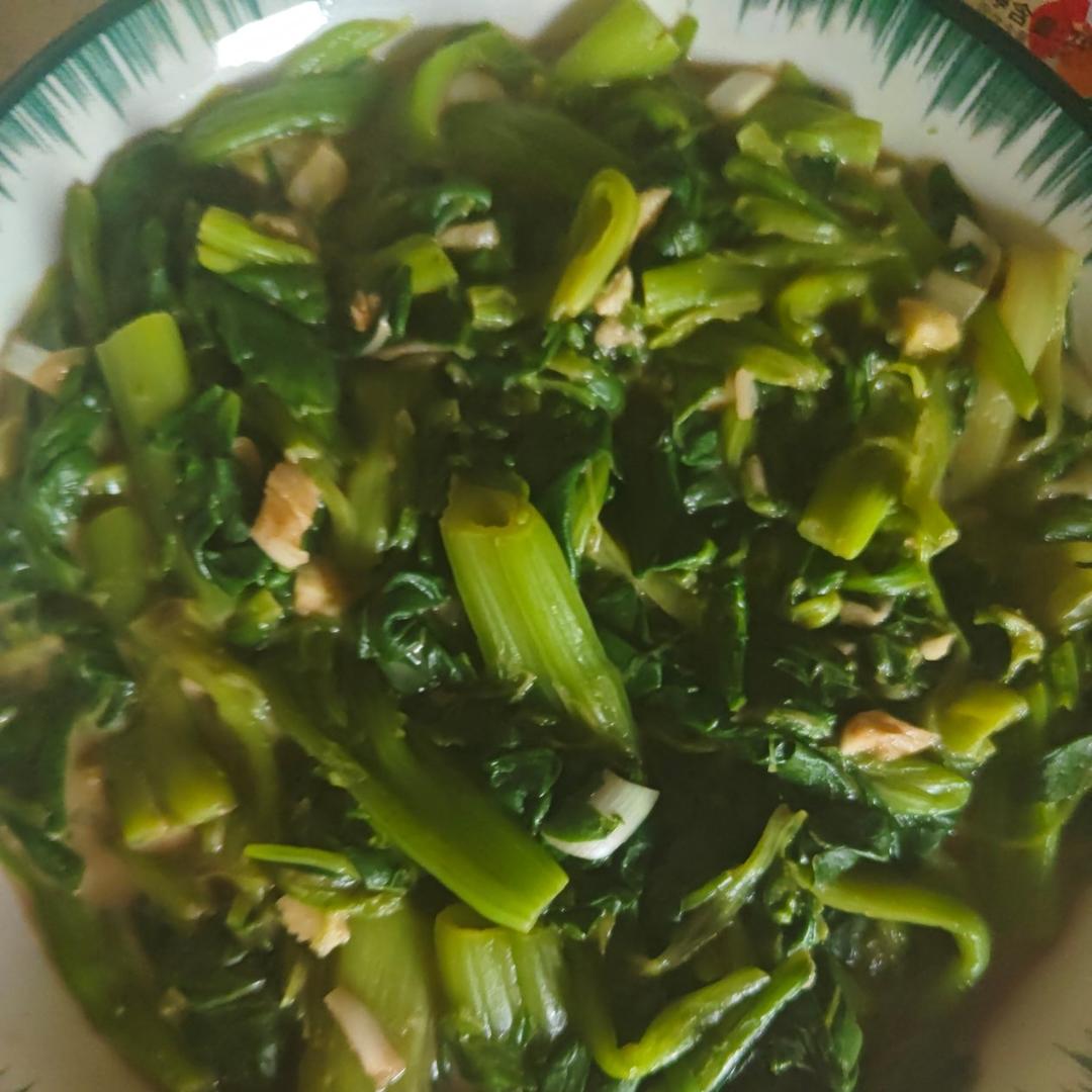 老少都爱吃的麻酱拌菠菜