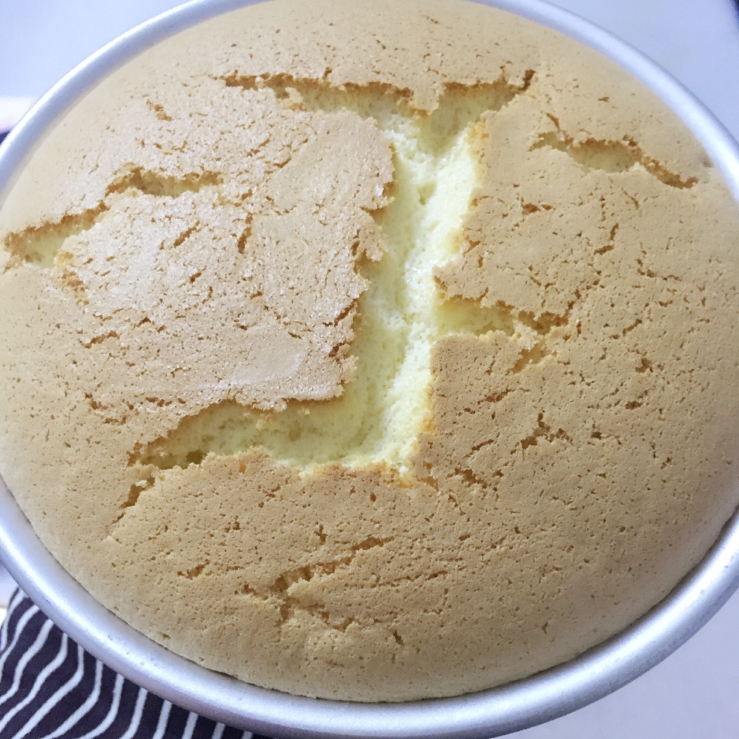 《Tinrry+》戚风蛋糕（6寸配方）（基础、超详细教程）