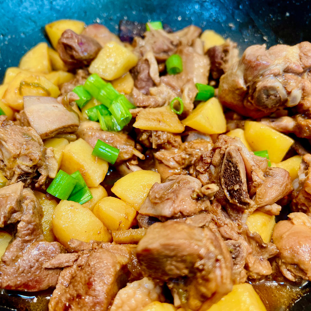 土豆焖鸭