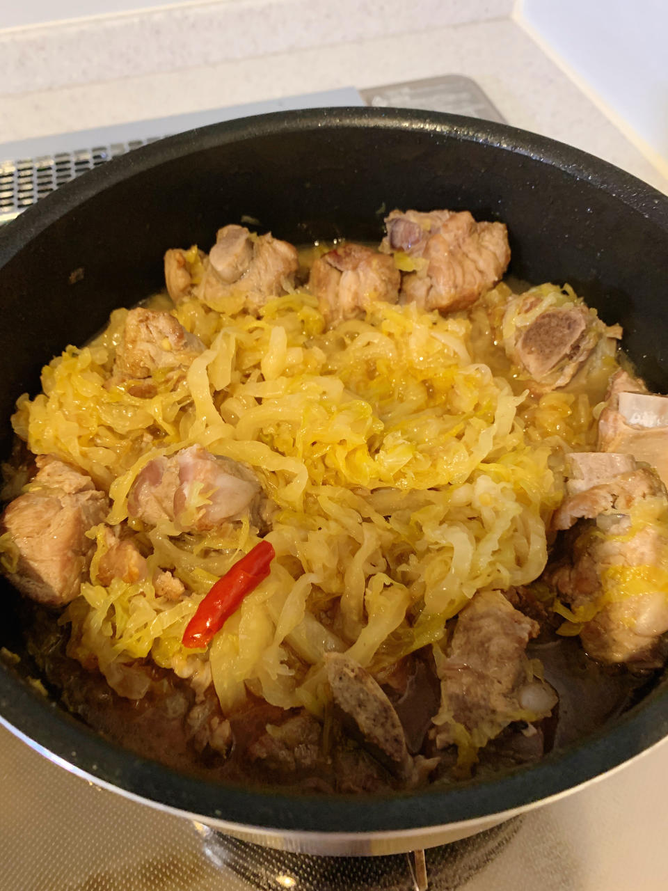 东北酸菜炖排骨