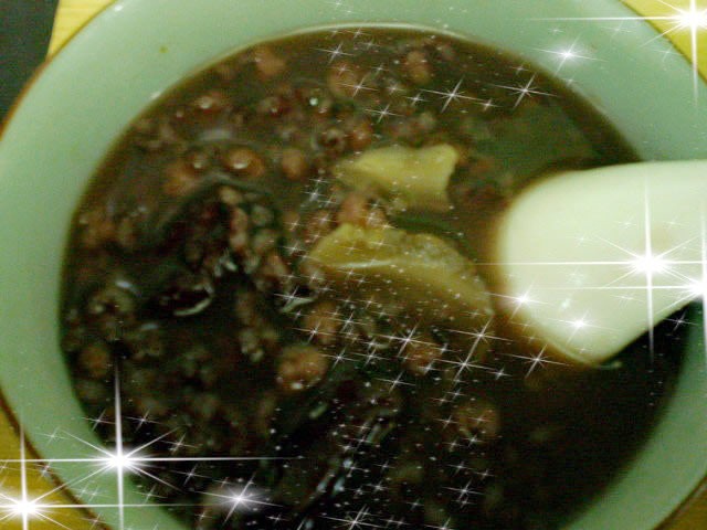 黑米薏仁桂圆汤