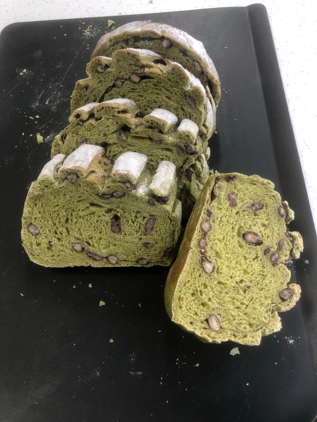抹茶红豆牛奶哈斯面包