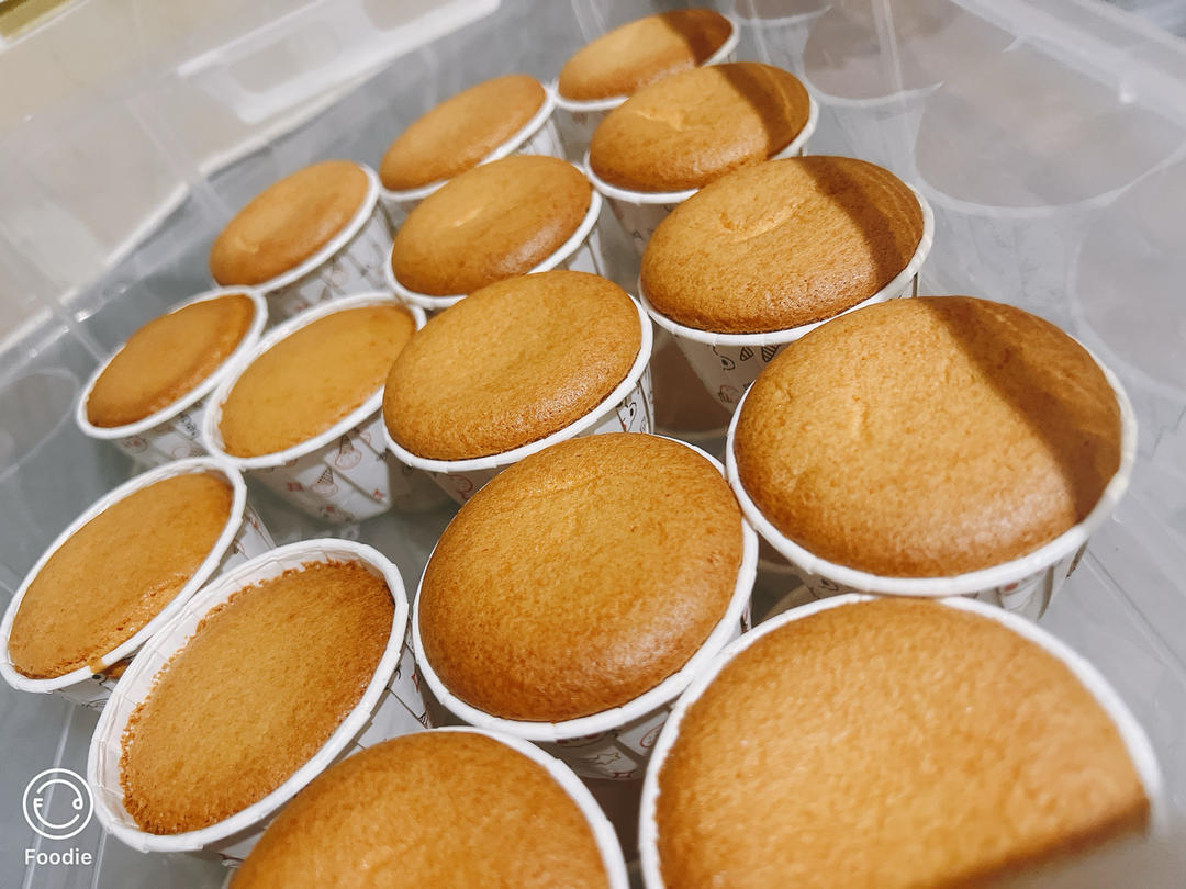 杯子戚风小蛋糕