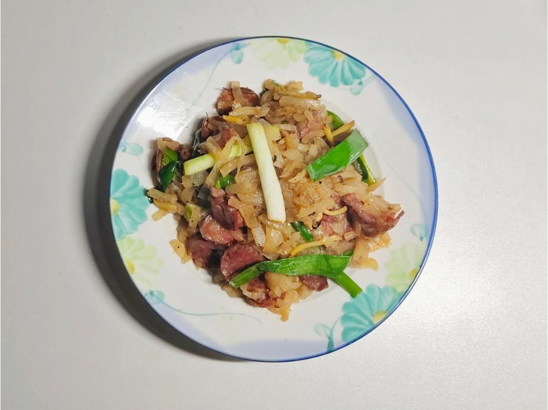 萝卜炒腊味