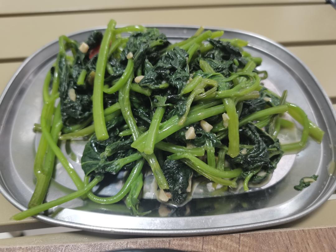 💥蒜蓉炒红薯叶