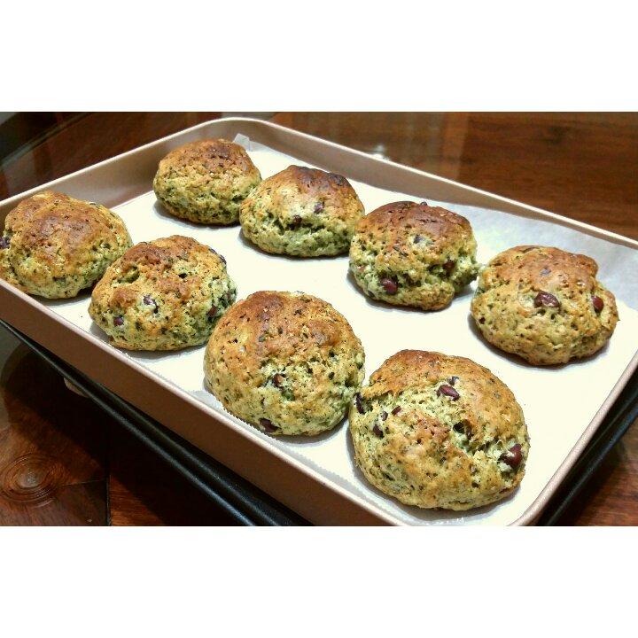 【中岛志保】焙煎茶红豆司康 浓浓茶香一口气吃掉12个