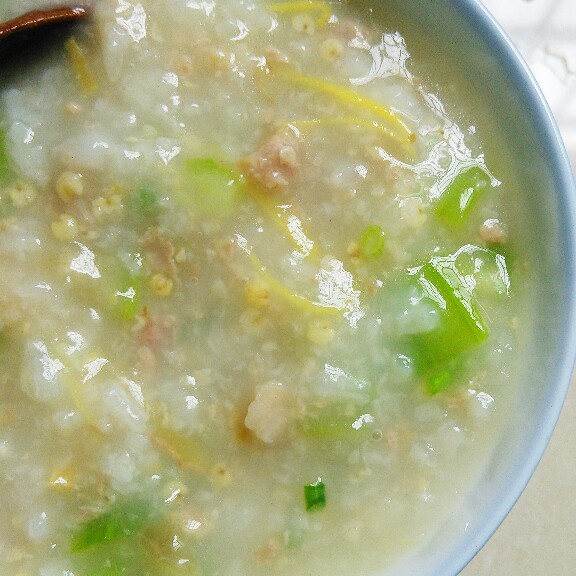 丝瓜瘦肉粥