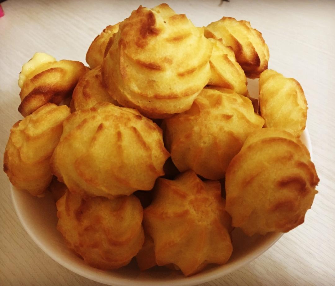 泡芙（卡仕达内馅）