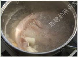 鲍汁白菜豆腐煲的做法 步骤3