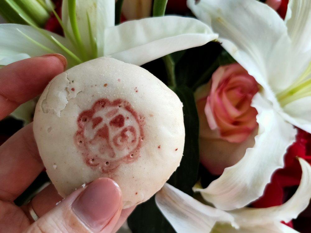 玫瑰鲜花饼，快手烫面法免出膜版，超级香酥！