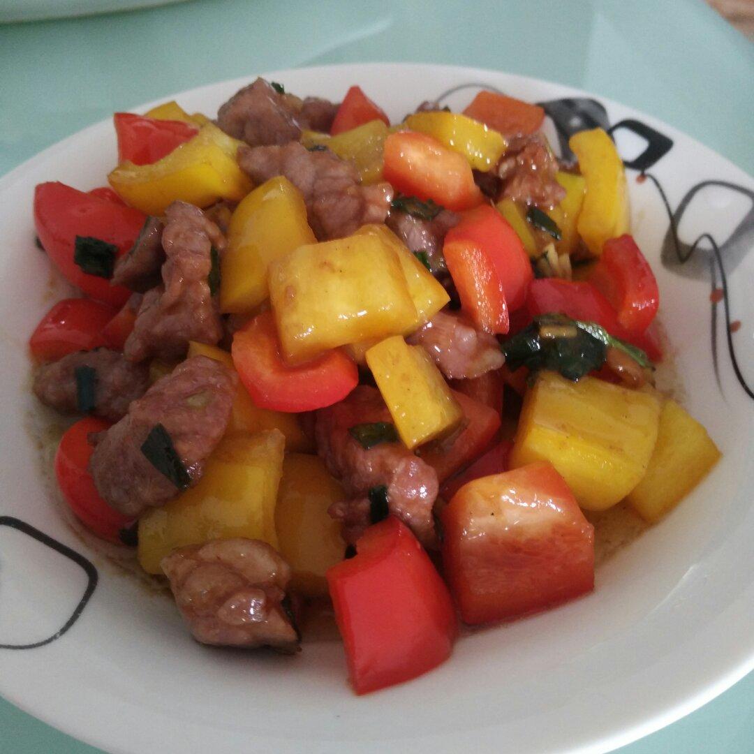 彩椒牛肉粒