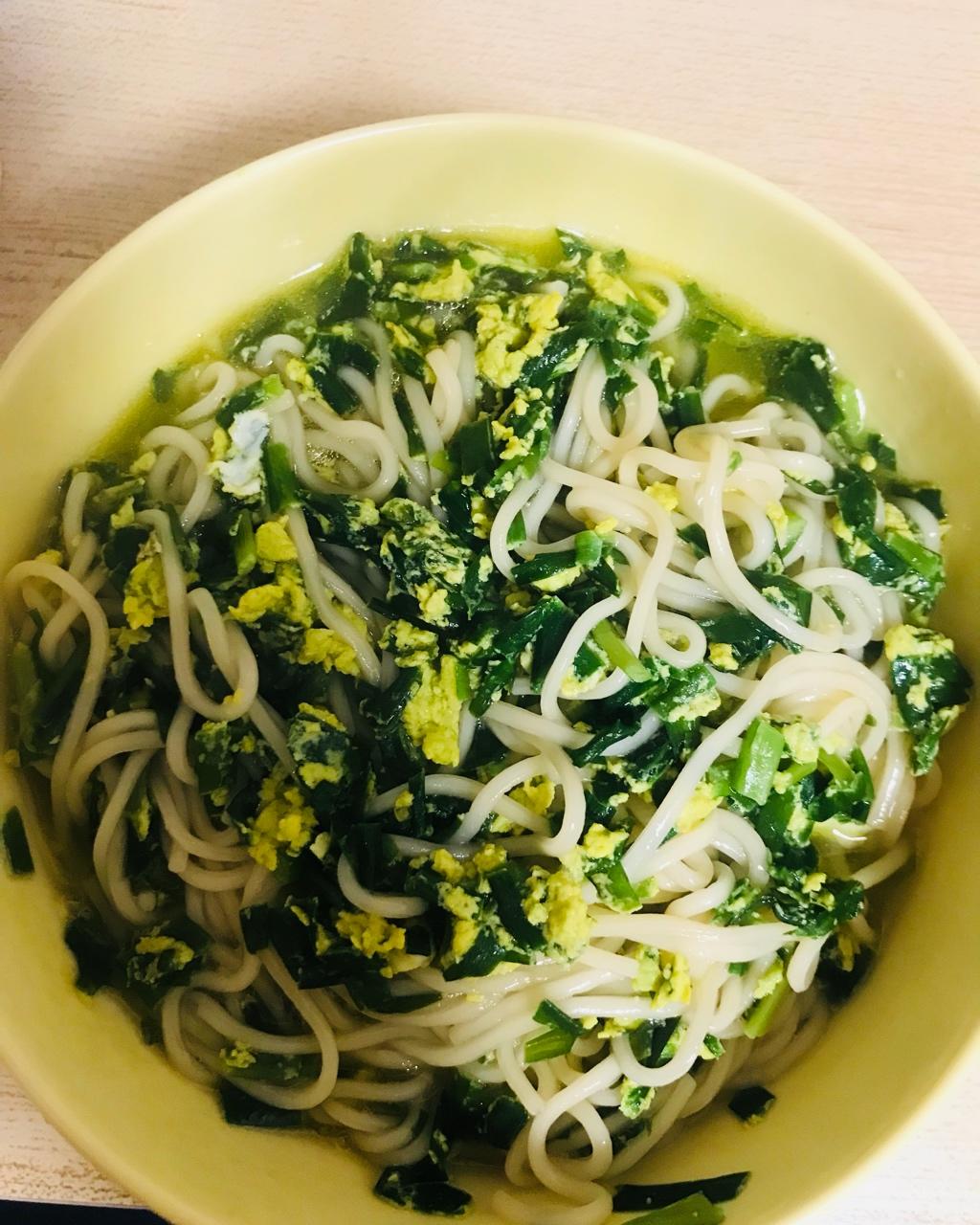 韭菜鸡蛋面