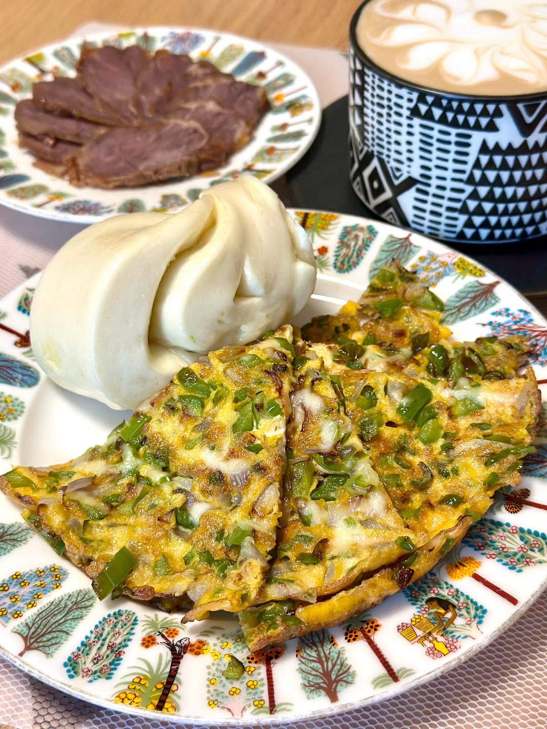 青椒洋葱煎蛋饼｜10分钟元气早午餐（🧐附翻面小窍门）