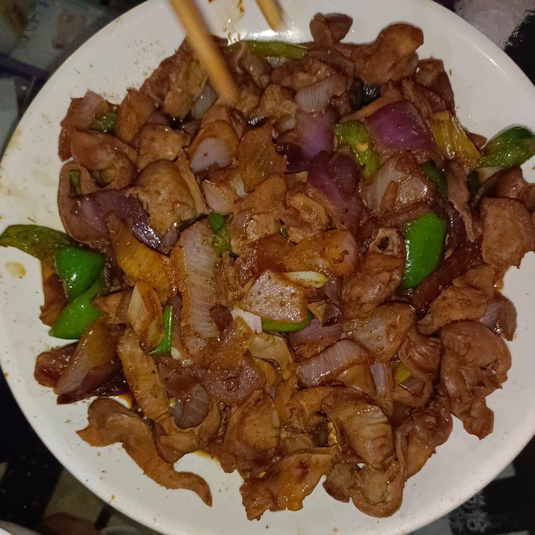 青椒洋葱炒鸡胗
