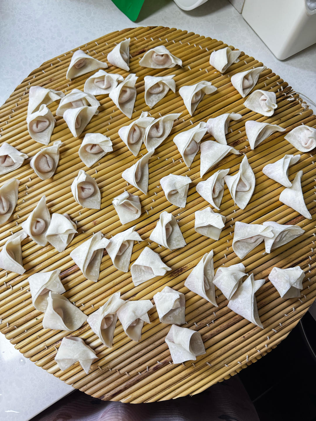 独门小馄饨（四粉两油一汤调馅大法）