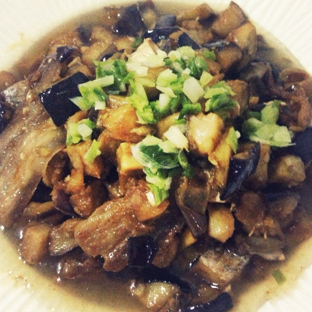 咸鱼茄子煲