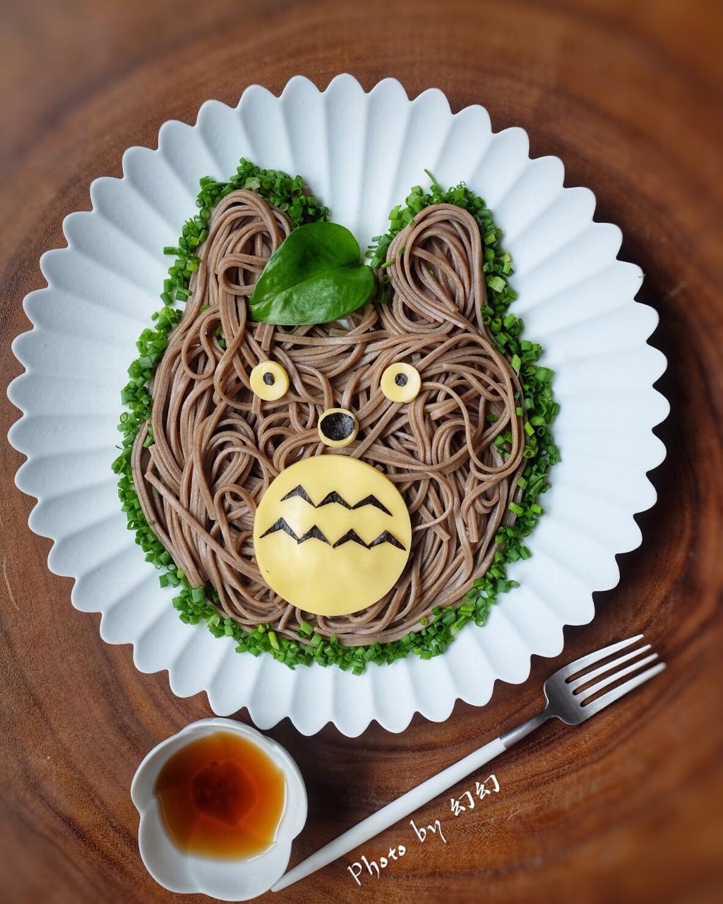 面条的可爱吃法❥龙猫荞麦面