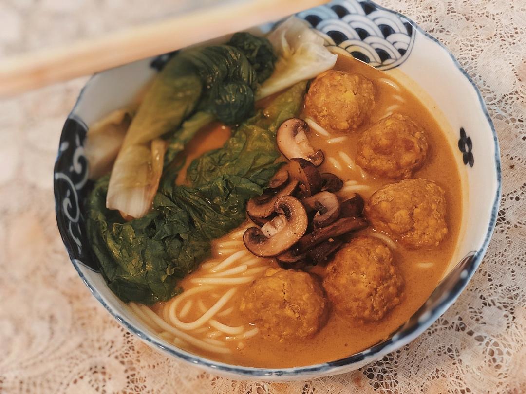 #越吃越FIT#外酥里嫩的豆腐猪肉丸子