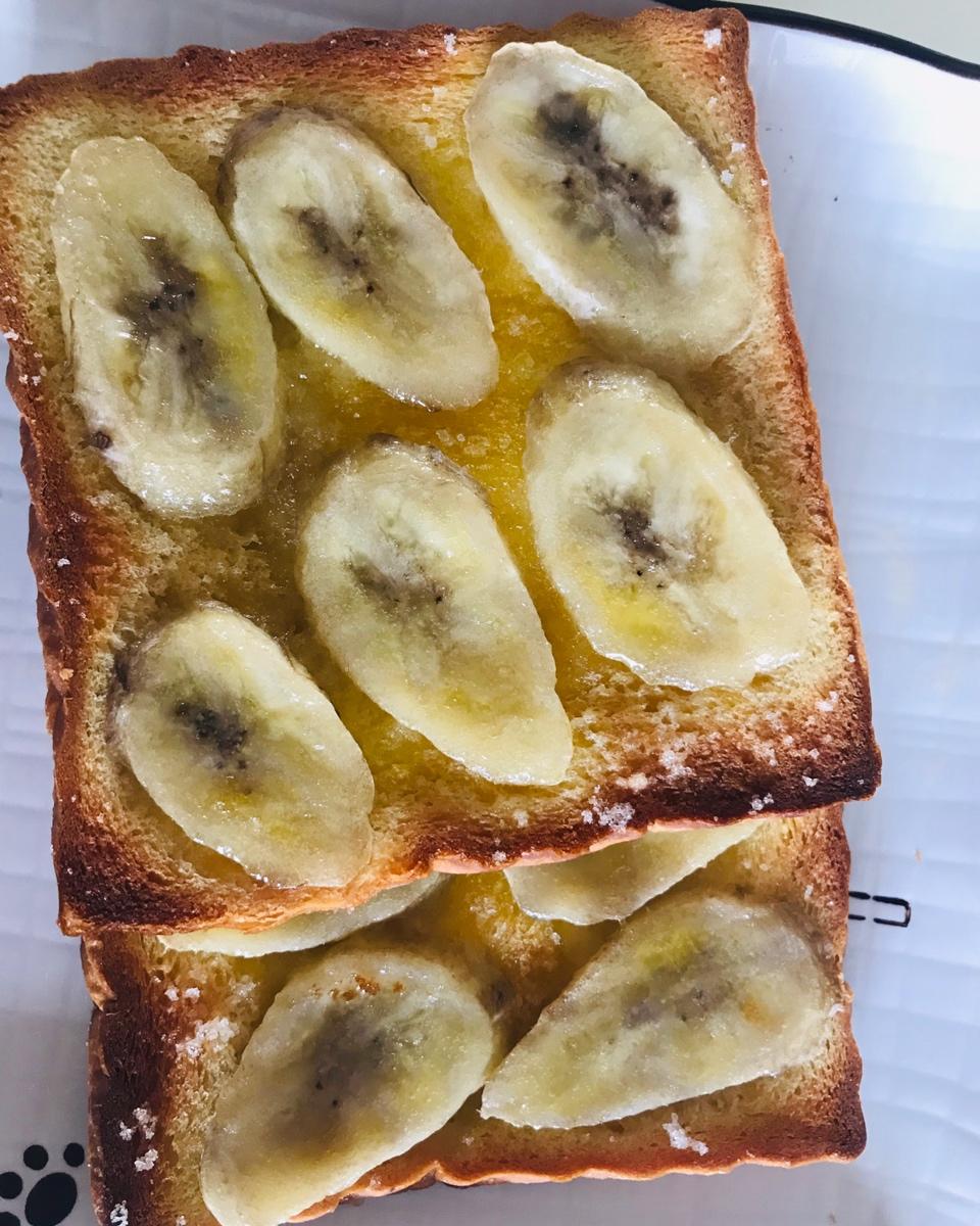 香蕉烤吐司