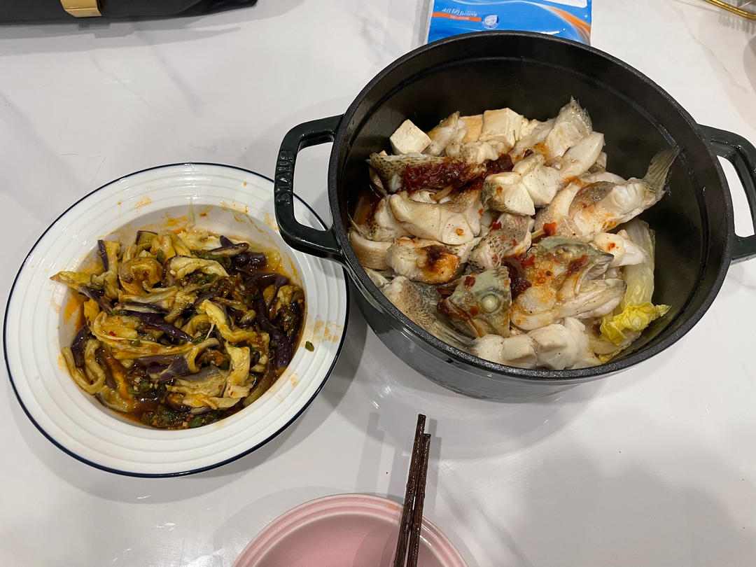 鲈鱼煲