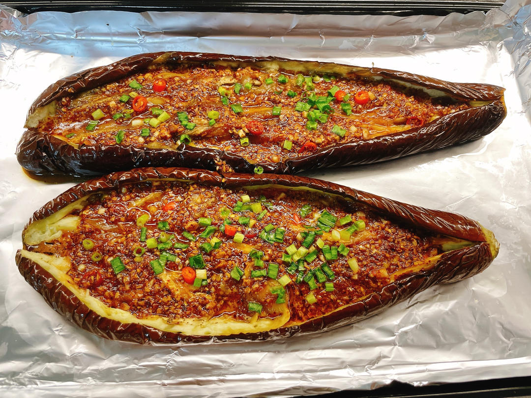 CC招牌菜销魂烤茄子，百吃不厌！