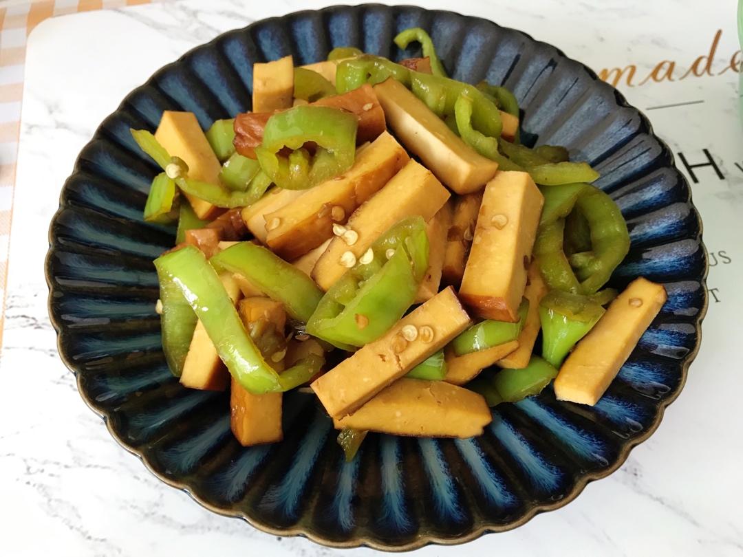 尖椒炒香干