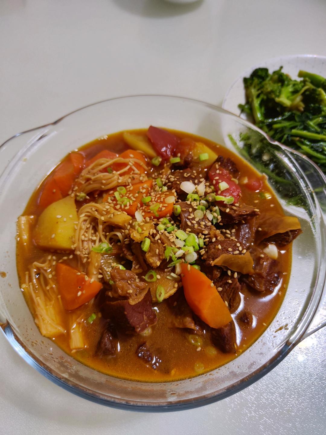 番茄土豆炖牛腩