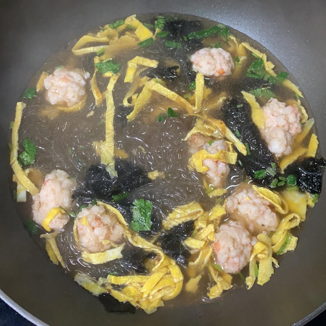 低卡鲜美的紫菜虾滑汤！好喝不胖减脂餐
