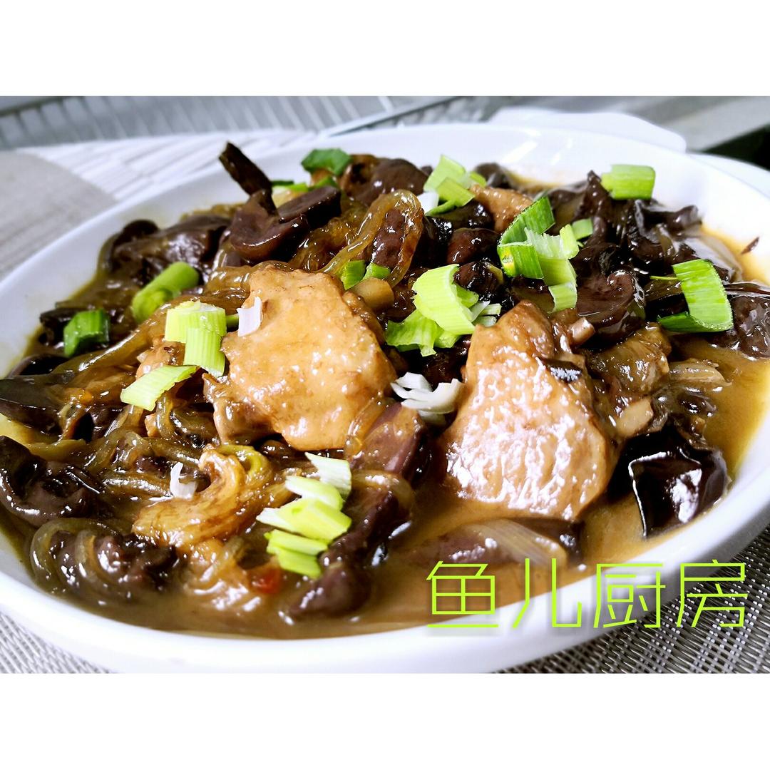 南派小鸡炖蘑菇──“鱼儿厨房”私房菜