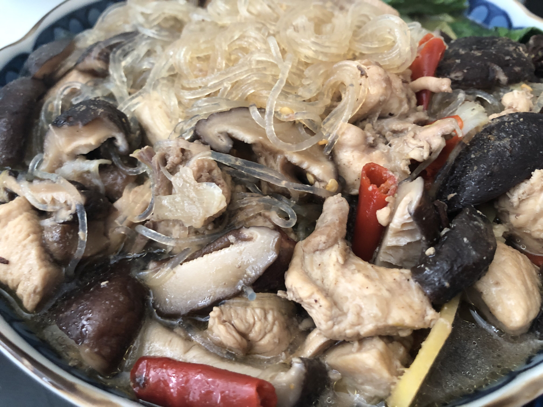 东北双绝炖菜丨小鸡炖蘑菇&酱香大棒骨