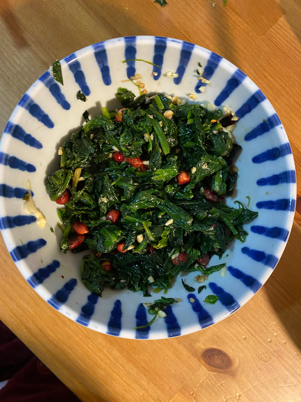 凉拌菠菜(家传秘方)