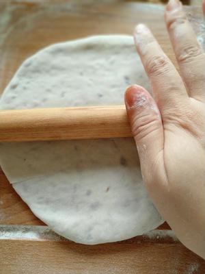 中式传统面点之烫面薄皮的红豆馅饼的做法 步骤5