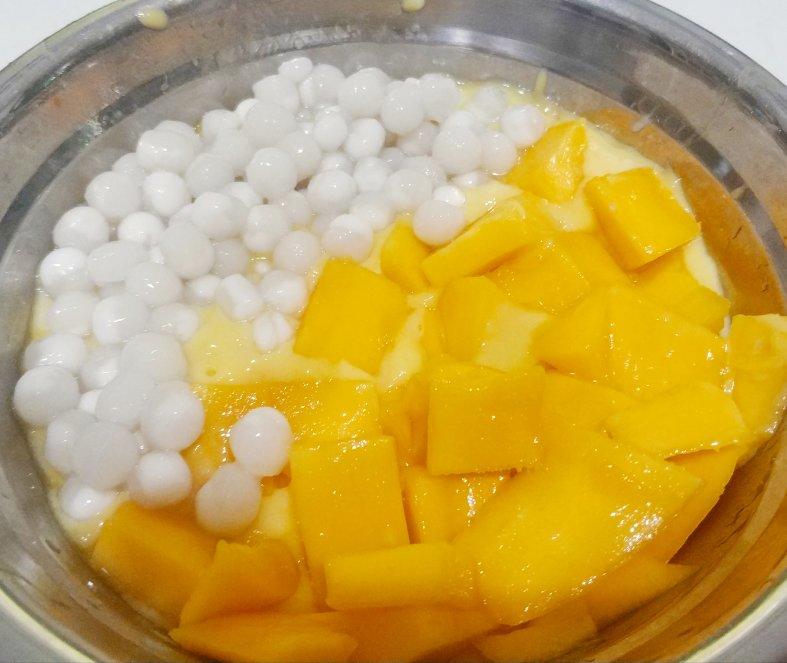 芒果牛奶小丸子