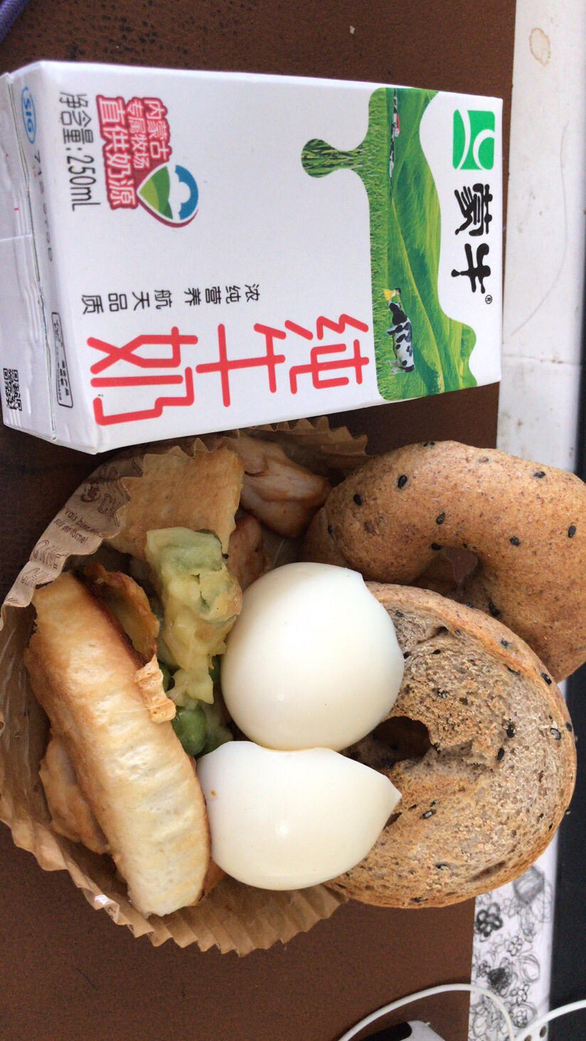 黑芝麻全麦贝果