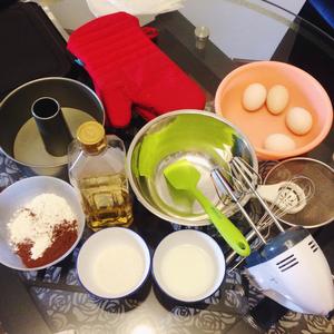 少油低脂四蛋可可戚风蛋糕的做法 步骤1