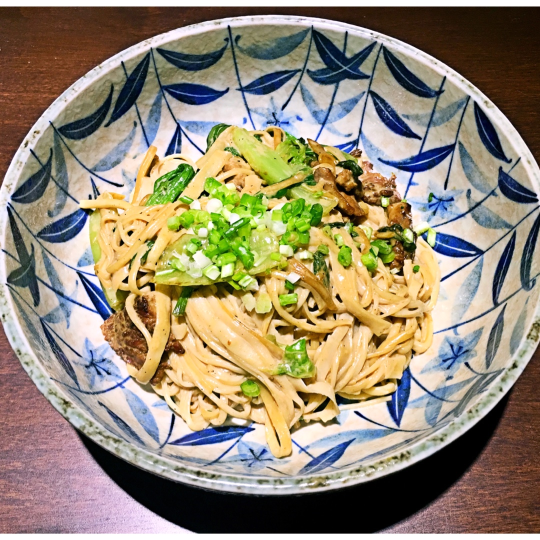 麻酱鸡肉面  Sesame paste Chicken Noodles