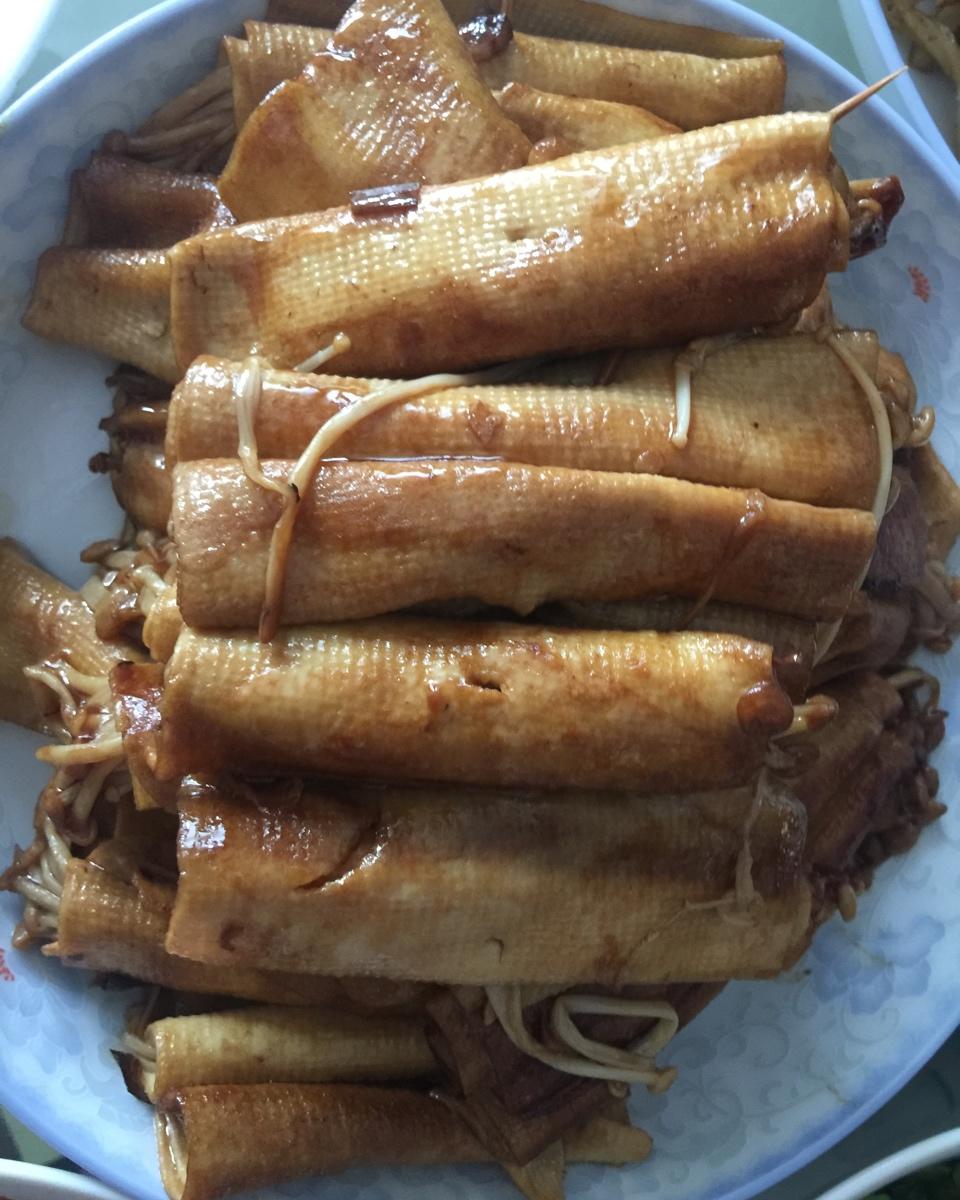 比肉还好吃的金针菇豆皮卷