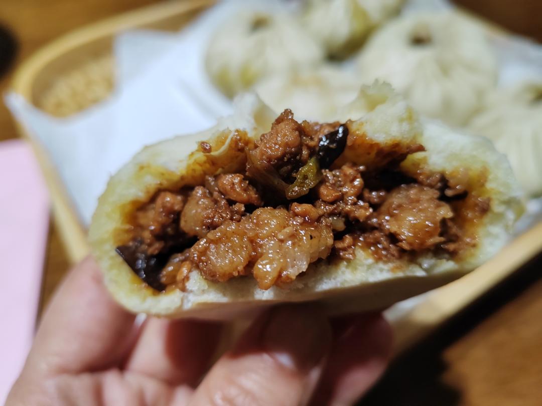 酱肉包 哎呀 太香了！