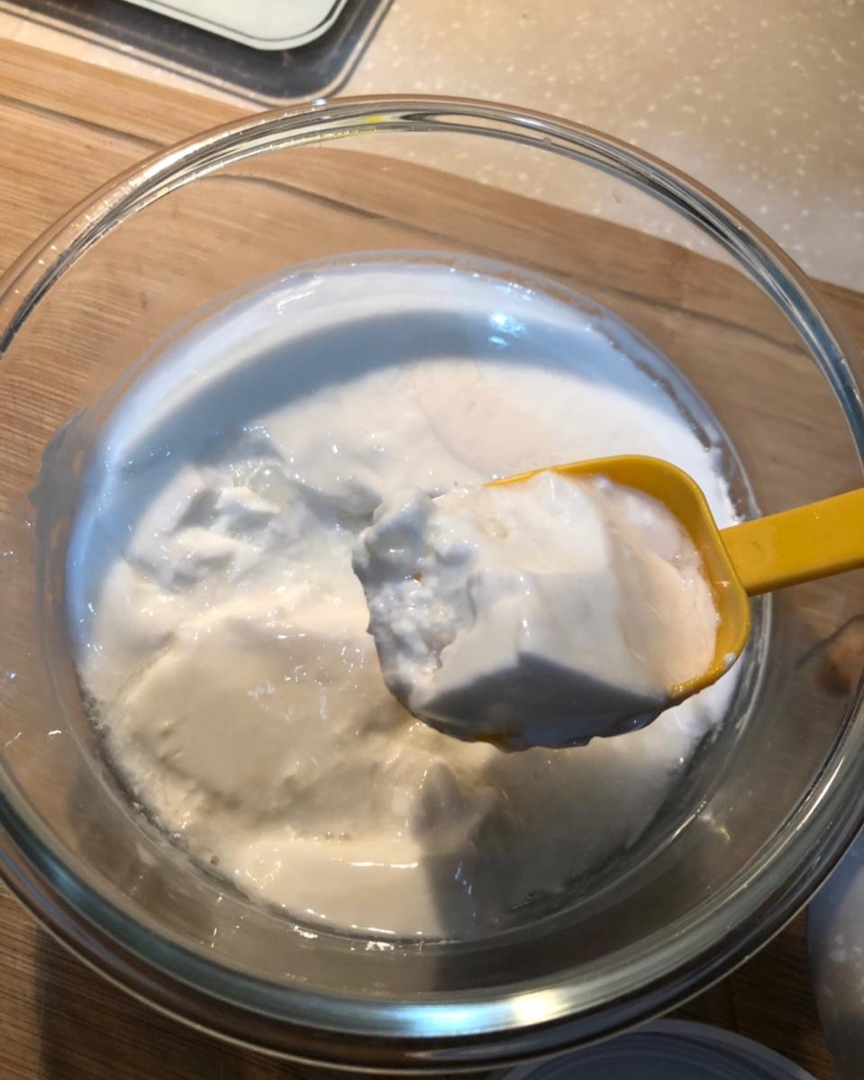 开菲尔酸奶喂养详攻略（milk kefir）丨发酵·奶类