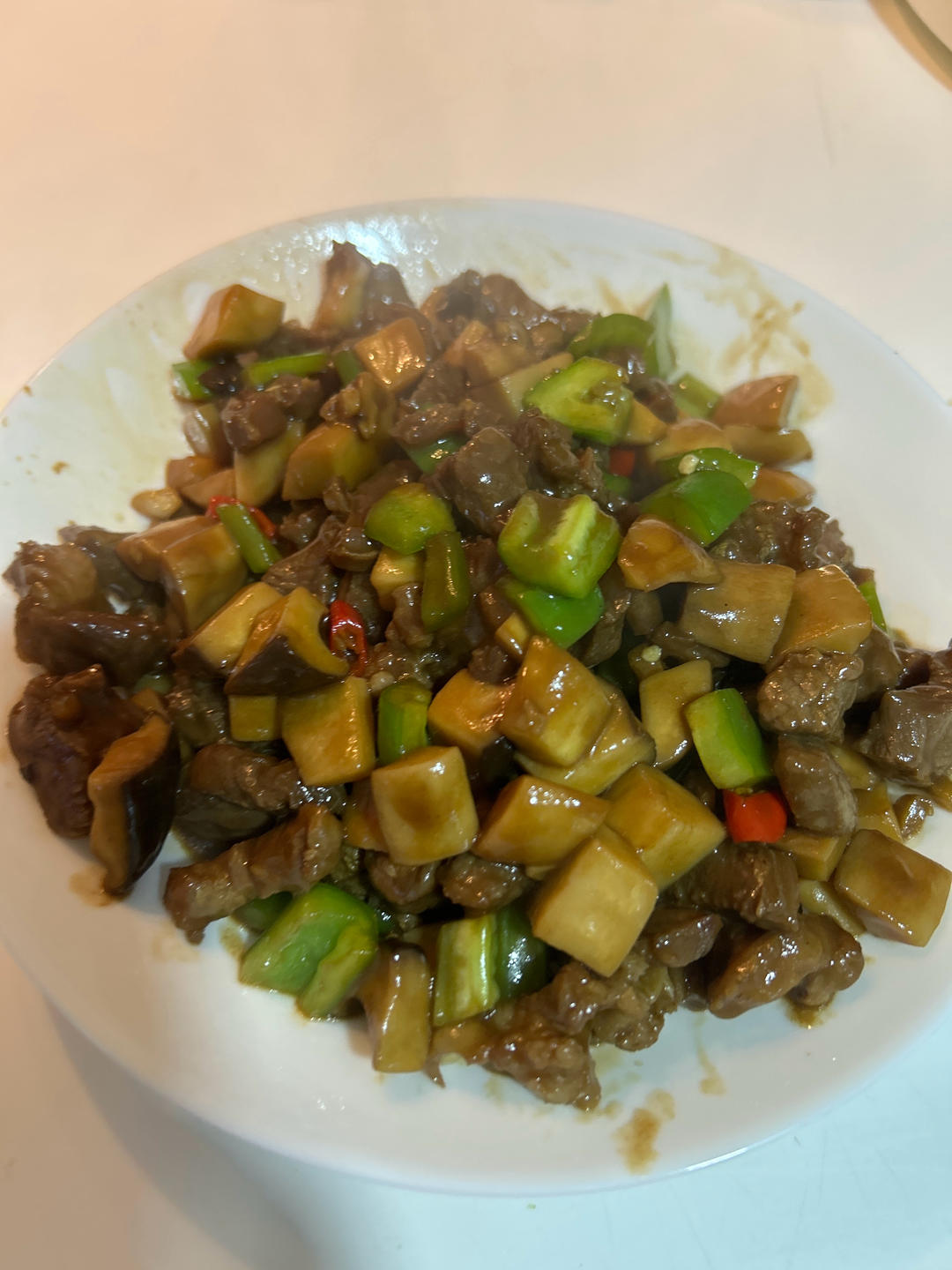 家常菜~杏鲍菇烧牛肉粒