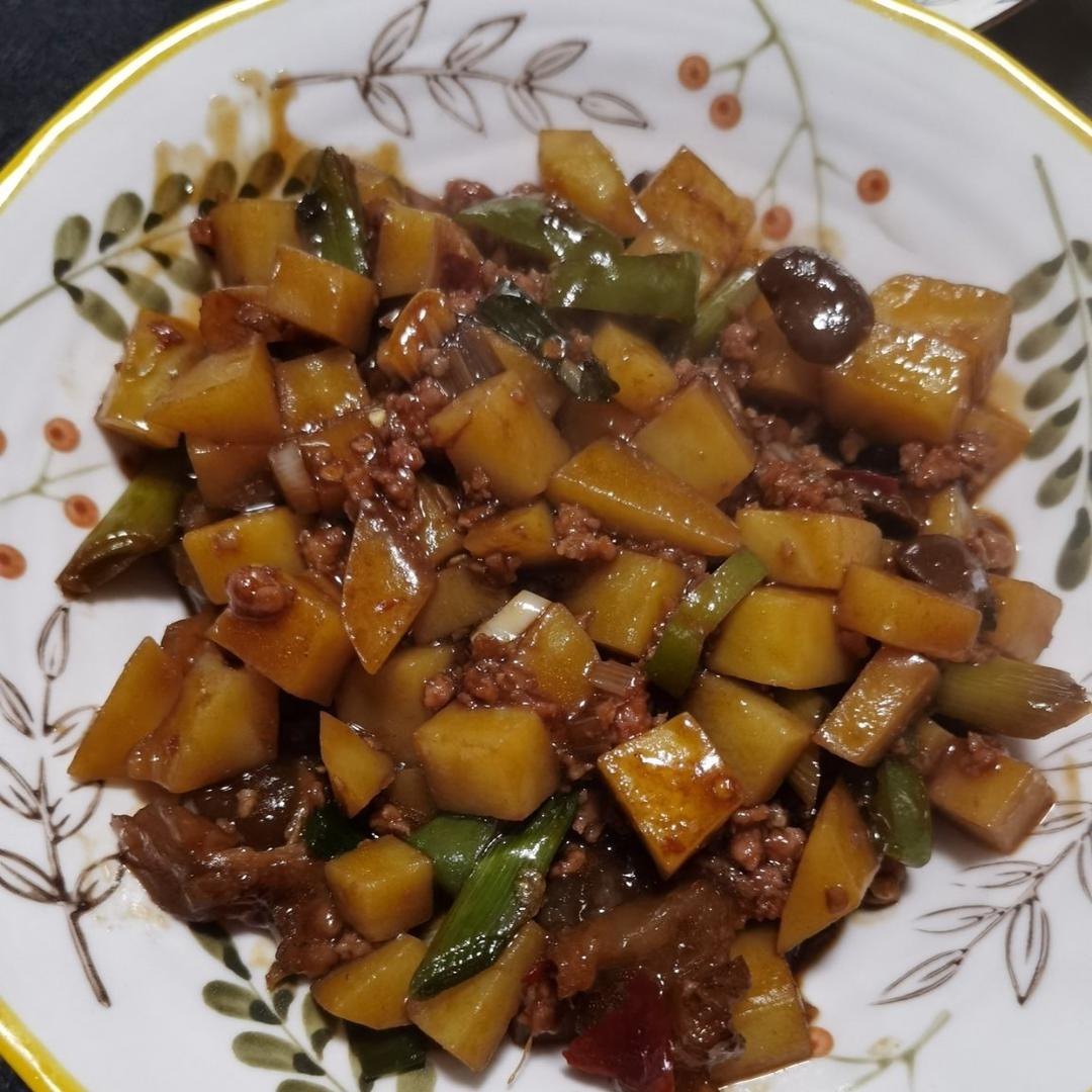 ㊙️香菇土豆肉沫拌饭❗️比外卖还好吃