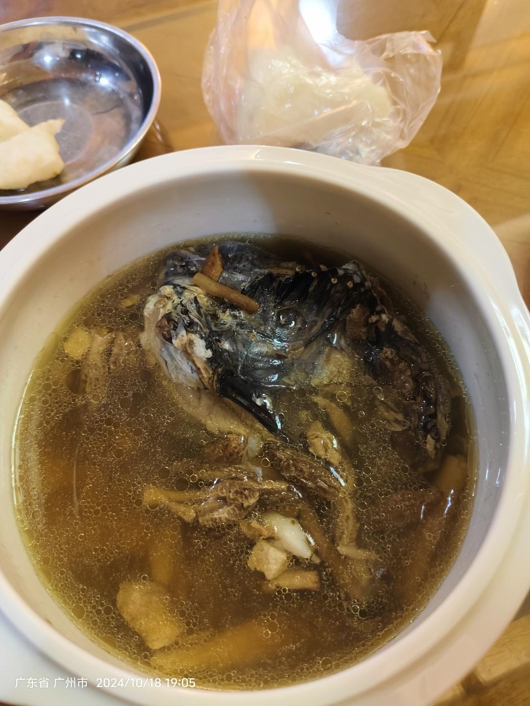 羊肚菌乌鸡炖汤-竹丝鸡汤-健脾开胃-滋阴补肾